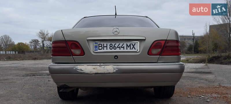 Седан Mercedes-Benz E-Class 1997 в Білгороді-Дністровському