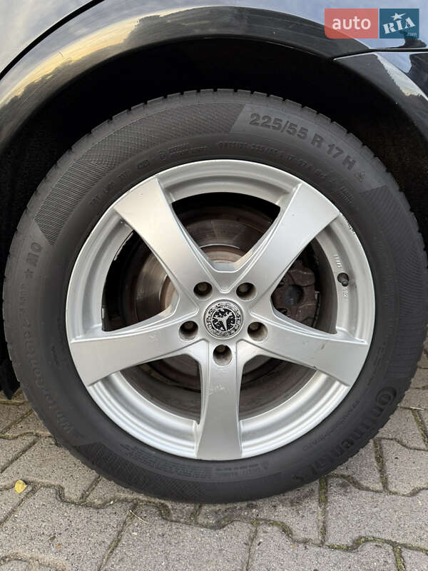 Седан Mercedes-Benz E-Class 2011 в Чернівцях фото 26 Седан Mercedes-Benz E-Class 2011 в Чернівцях