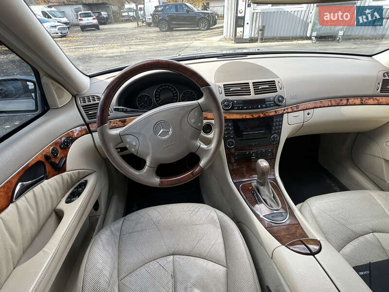 Седан Mercedes-Benz E-Class 2005 в Киеве фото 16 Седан Mercedes-Benz E-Class 2005 в Киеве