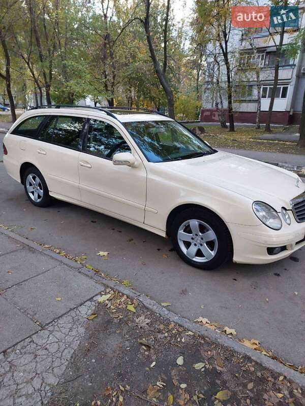 Универсал Mercedes-Benz E-Class 2008 в Запорожье