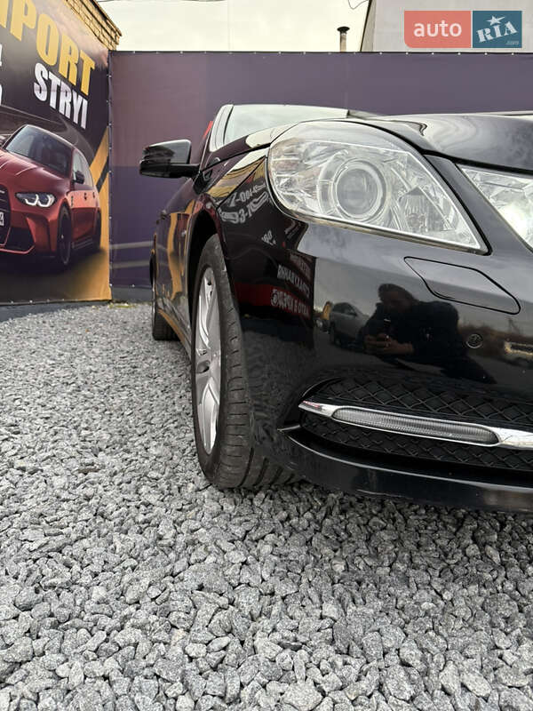 Седан Mercedes-Benz E-Class 2012 в Стрые