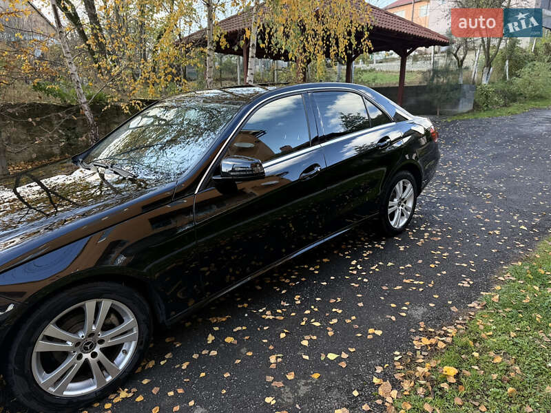 Седан Mercedes-Benz E-Class 2015 в Іршаві