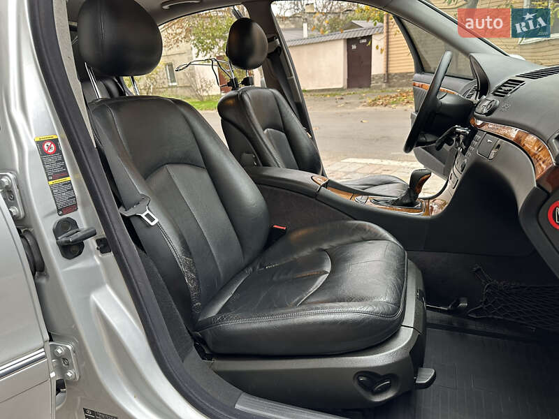Седан Mercedes-Benz E-Class 2002 в Одессе