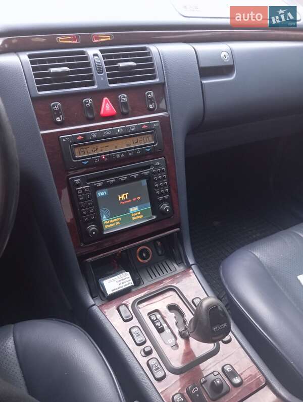 Седан Mercedes-Benz E-Class 2001 в Луцке фото 3 Седан Mercedes-Benz E-Class 2001 в Луцке