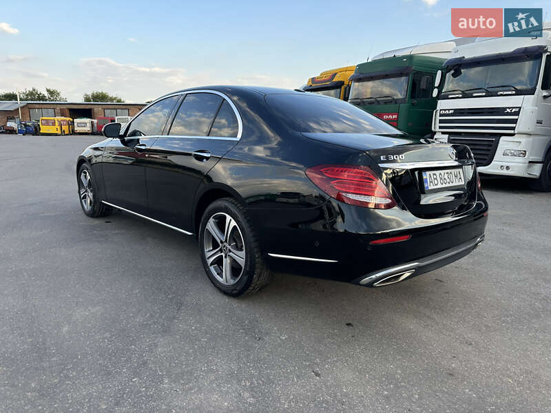 Седан Mercedes-Benz E-Class 2017 в Вінниці