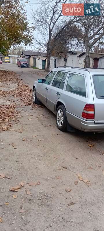 Універсал Mercedes-Benz E-Class 1993 в Одесі фото 10 Універсал Mercedes-Benz E-Class 1993 в Одесі