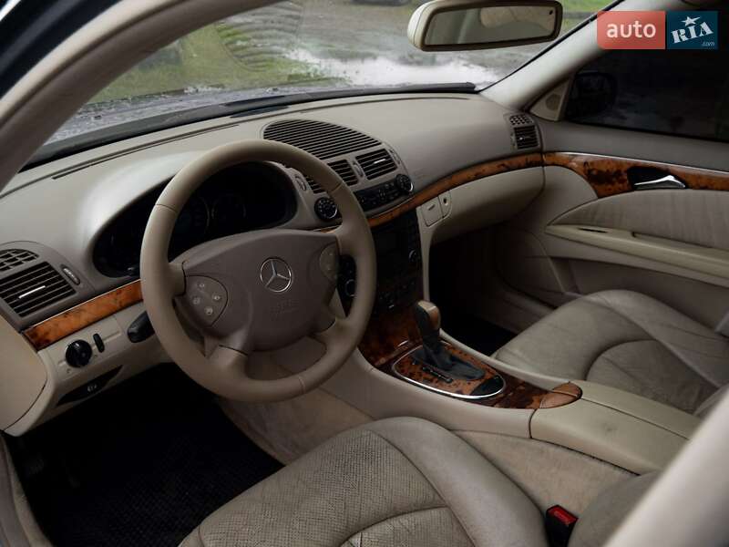 Універсал Mercedes-Benz E-Class 2003 в Львові фото 18 Універсал Mercedes-Benz E-Class 2003 в Львові