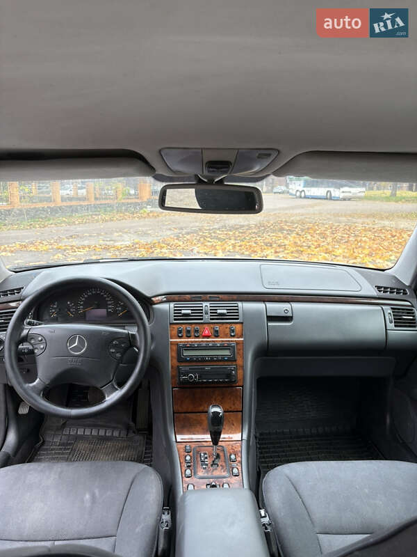 Универсал Mercedes-Benz E-Class 2001 в Черкассах