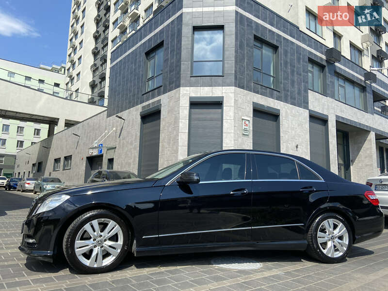 Седан Mercedes-Benz E-Class 2012 в Києві фото Седан Mercedes-Benz E-Class 2012 в Києві