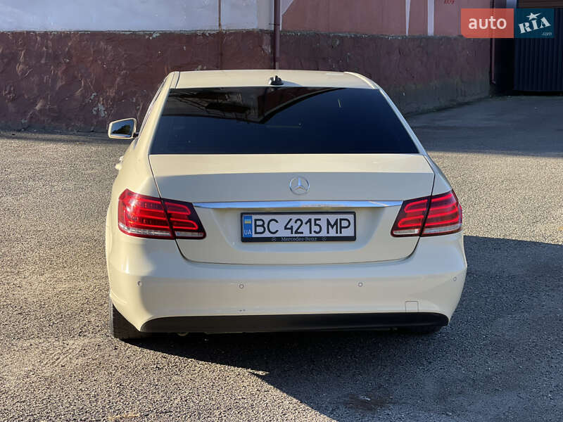 Седан Mercedes-Benz E-Class 2014 в Бурштині