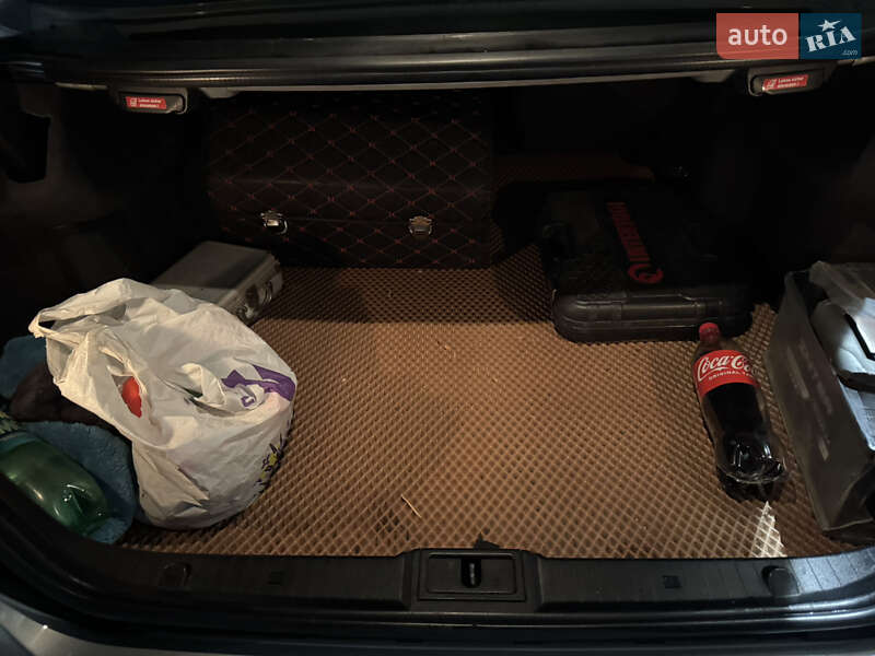 Седан Mercedes-Benz E-Class 2002 в Тернополі фото 19 Седан Mercedes-Benz E-Class 2002 в Тернополі