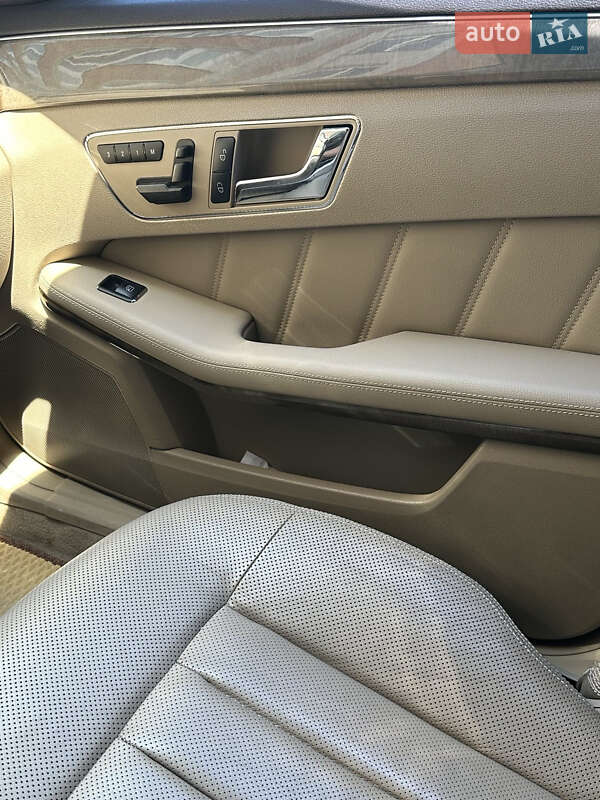 Седан Mercedes-Benz E-Class 2009 в Вінниці