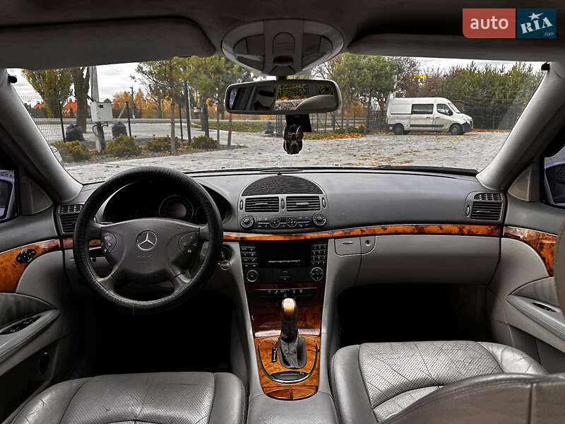 Седан Mercedes-Benz E-Class 2002 в Рівному фото 45 Седан Mercedes-Benz E-Class 2002 в Рівному