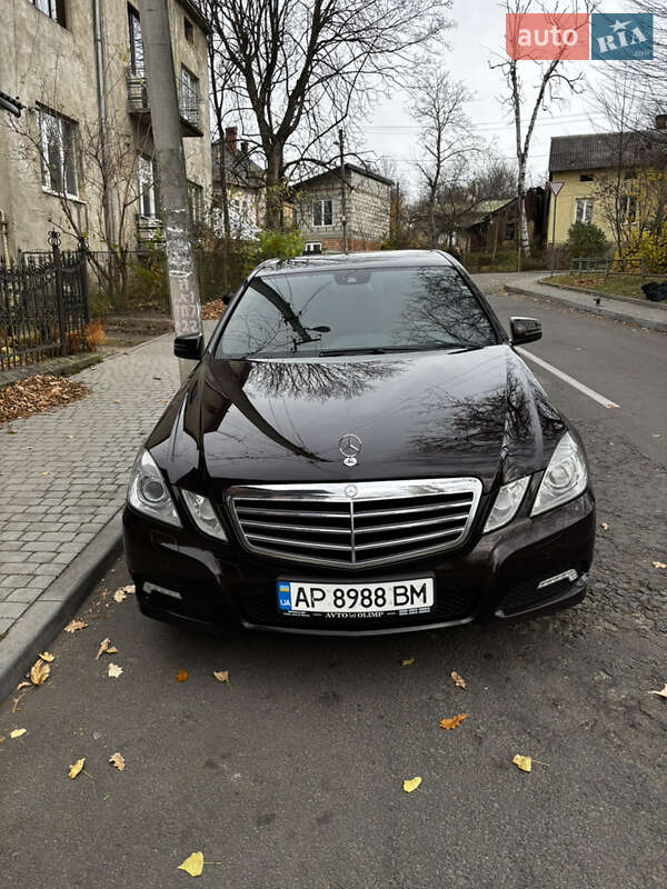 Седан Mercedes-Benz E-Class 2009 в Дрогобичі фото 12 Седан Mercedes-Benz E-Class 2009 в Дрогобичі