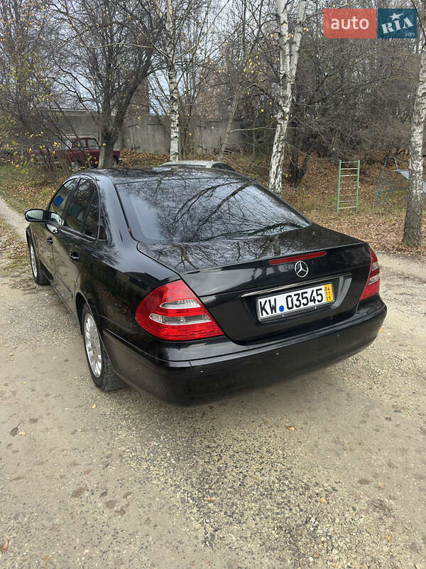Седан Mercedes-Benz E-Class 2004 в Збараже
