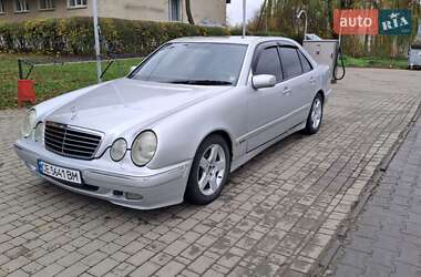 Седан Mercedes-Benz E-Class 2001 в Черновцах