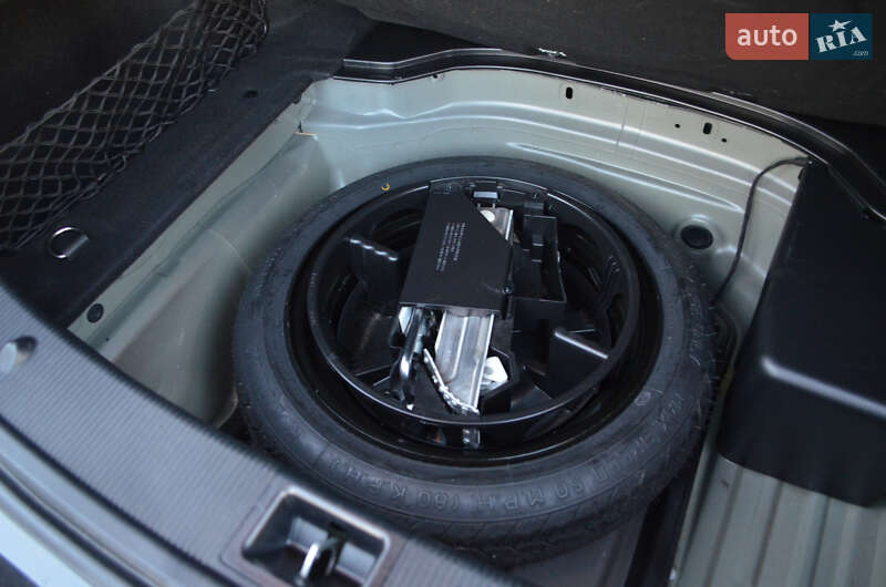 Купе Mercedes-Benz E-Class 2014 в Києві фото 9 Купе Mercedes-Benz E-Class 2014 в Києві