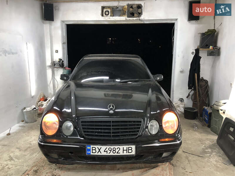Седан Mercedes-Benz E-Class 2000 в Городке фото 8 Седан Mercedes-Benz E-Class 2000 в Городке