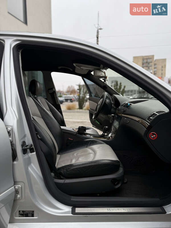 Седан Mercedes-Benz E-Class 2002 в Хмельницком