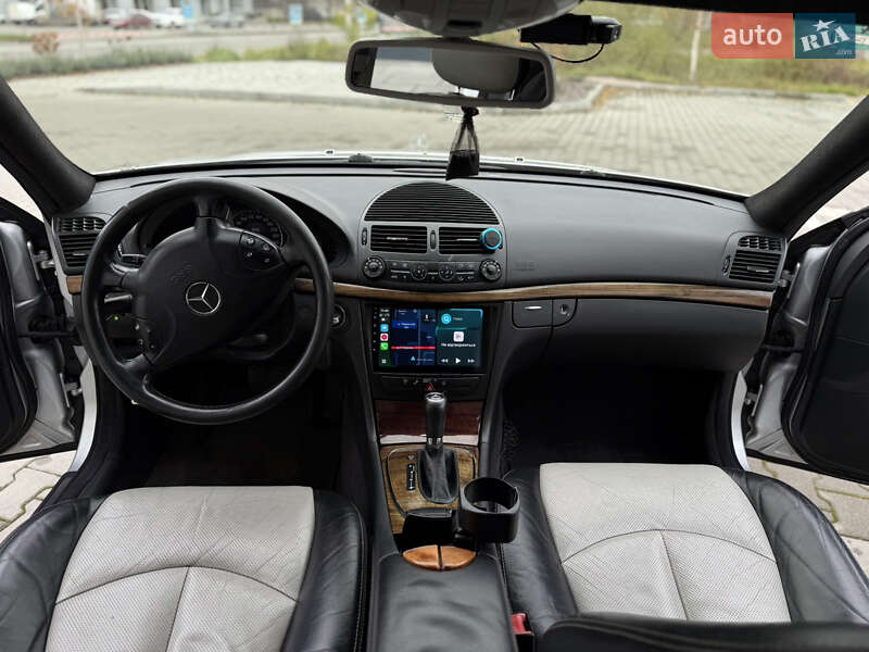 Седан Mercedes-Benz E-Class 2002 в Хмельницком