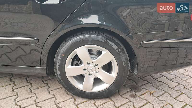 Седан Mercedes-Benz E-Class 2004 в Івано-Франківську