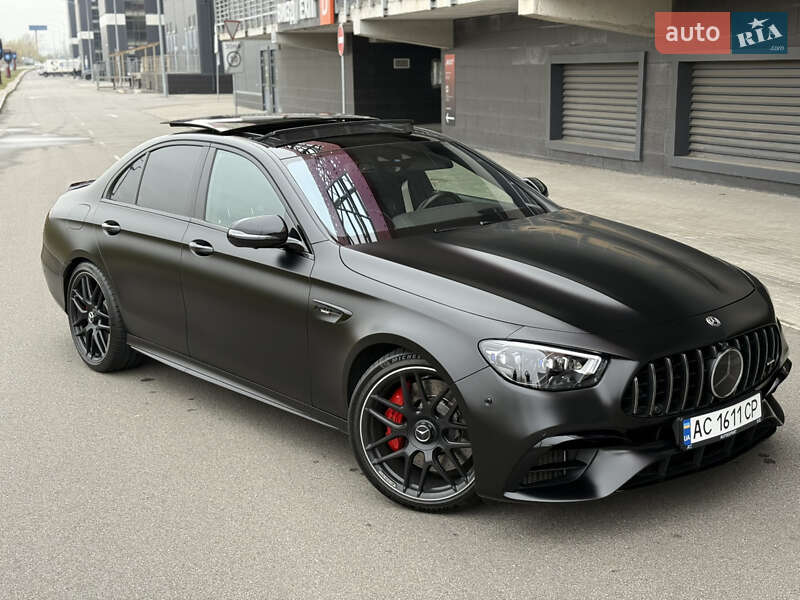 Седан Mercedes-Benz E-Class 2021 в Киеве