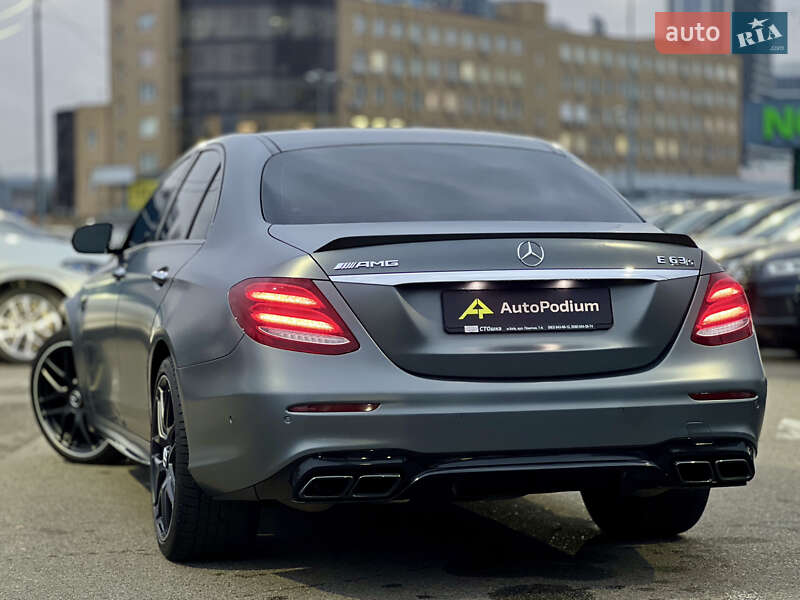 Седан Mercedes-Benz E-Class 2019 в Киеве