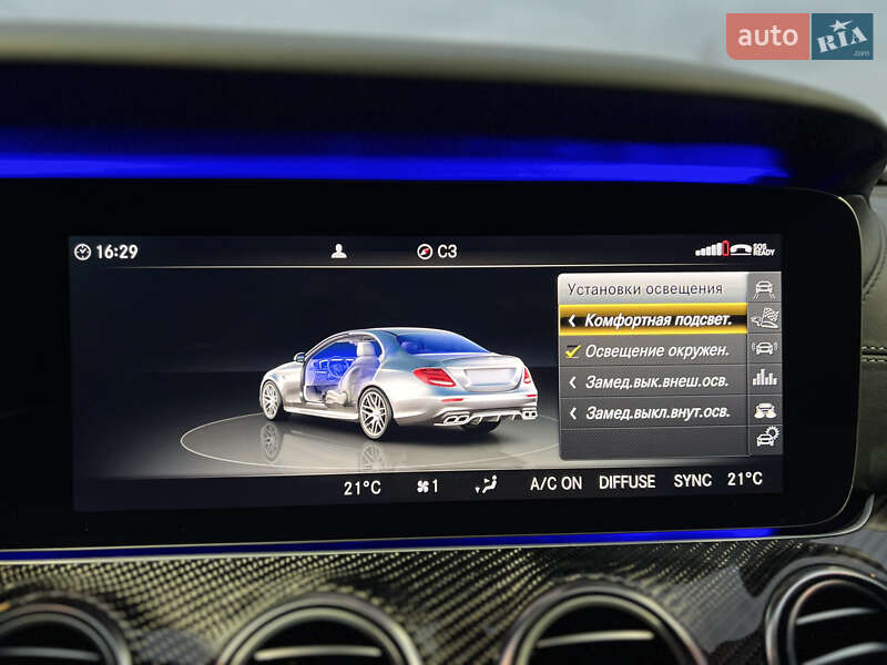 Седан Mercedes-Benz E-Class 2019 в Киеве