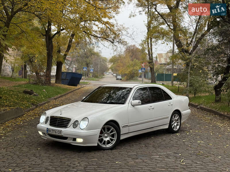 Седан Mercedes-Benz E-Class 2000 в Николаеве фото 25 Седан Mercedes-Benz E-Class 2000 в Николаеве