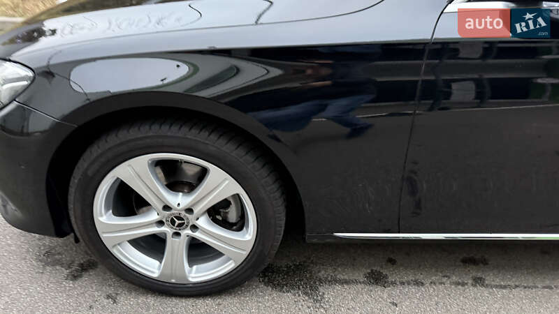 Седан Mercedes-Benz E-Class 2017 в Киеве фото 15 Седан Mercedes-Benz E-Class 2017 в Киеве