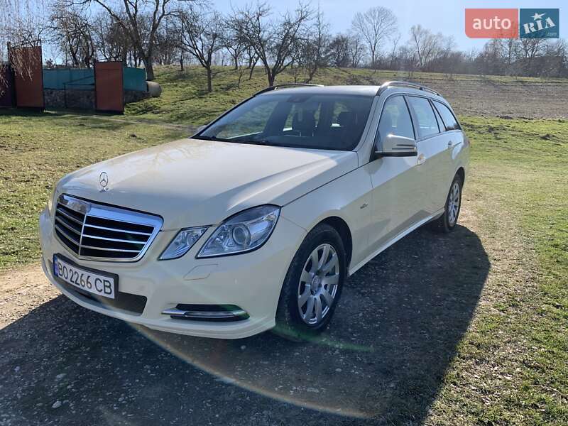 Универсал Mercedes-Benz E-Class 2010 в Тернополе