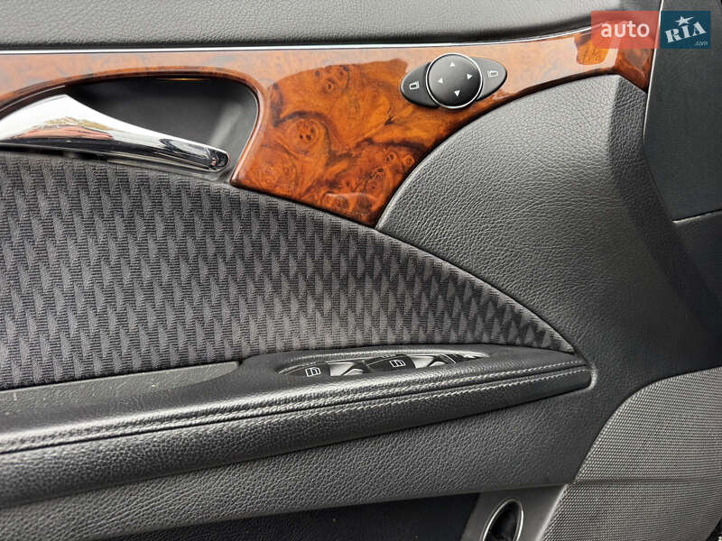 Седан Mercedes-Benz E-Class 2003 в Днепре фото 5 Седан Mercedes-Benz E-Class 2003 в Днепре