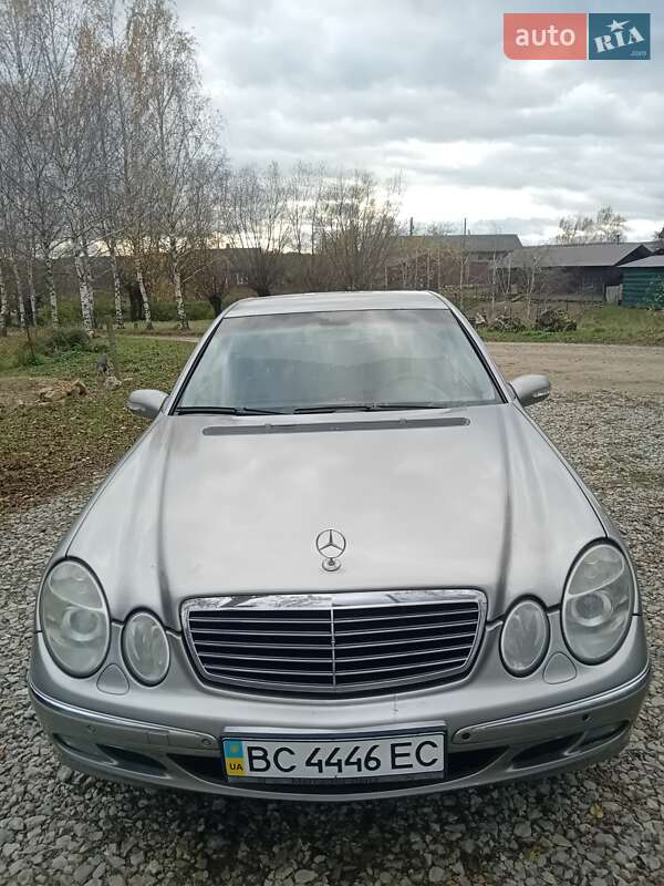 Седан Mercedes-Benz E-Class 2003 в Сторожинце фото 2 Седан Mercedes-Benz E-Class 2003 в Сторожинце