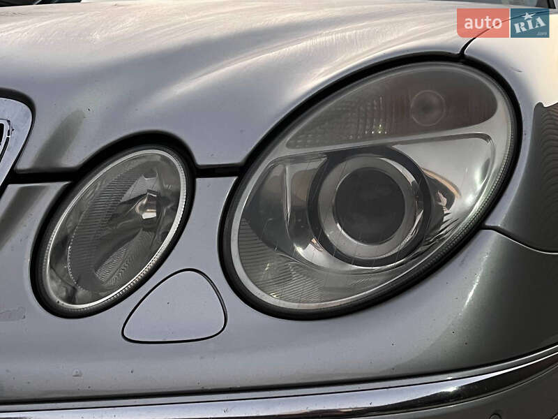 Седан Mercedes-Benz E-Class 2003 в Шептицькому