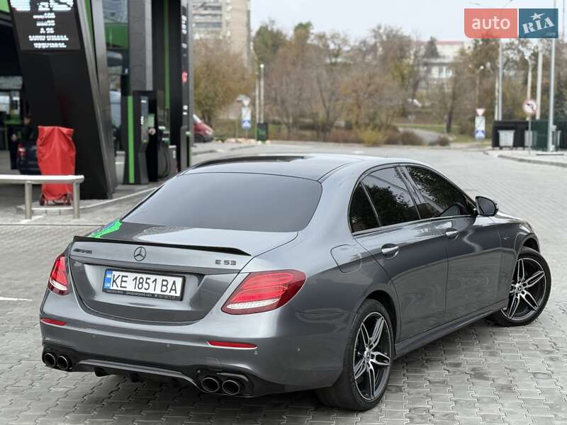 Седан Mercedes-Benz E-Class 2018 в Днепре