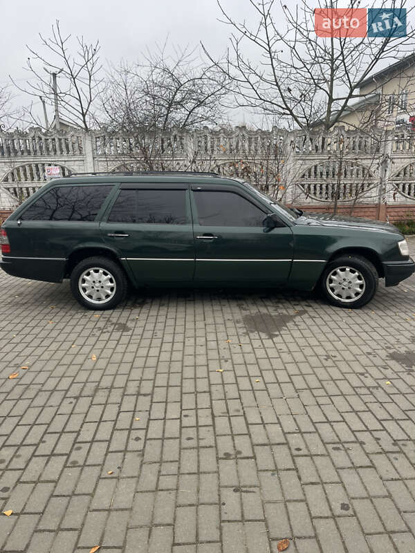 Універсал Mercedes-Benz E-Class 1993 в Івано-Франківську