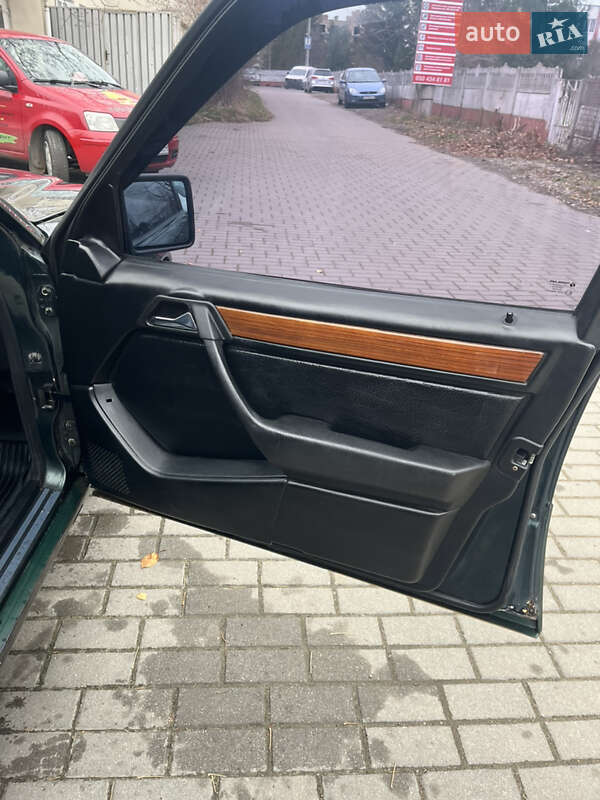Універсал Mercedes-Benz E-Class 1993 в Івано-Франківську