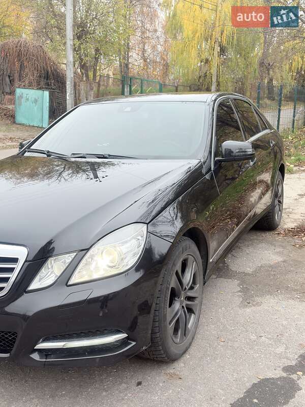 Седан Mercedes-Benz E-Class 2012 в Житомире фото 11 Седан Mercedes-Benz E-Class 2012 в Житомире