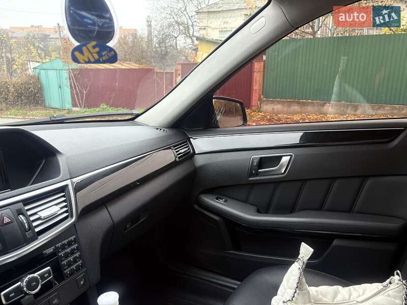 Седан Mercedes-Benz E-Class 2012 в Житомире фото 19 Седан Mercedes-Benz E-Class 2012 в Житомире