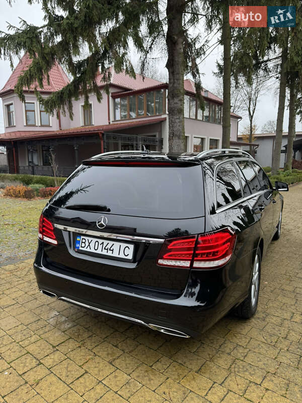 Универсал Mercedes-Benz E-Class 2015 в Львове фото 11 Универсал Mercedes-Benz E-Class 2015 в Львове