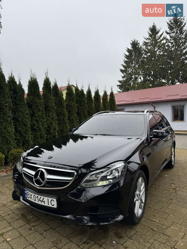 Универсал Mercedes-Benz E-Class 2015 в Львове фото 27 Универсал Mercedes-Benz E-Class 2015 в Львове