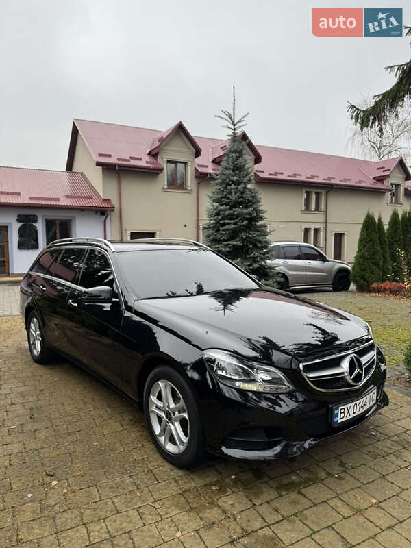 Универсал Mercedes-Benz E-Class 2015 в Львове фото 65 Универсал Mercedes-Benz E-Class 2015 в Львове