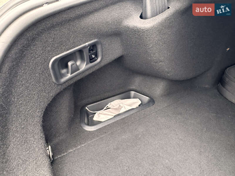 Седан Mercedes-Benz E-Class 2023 в Дніпрі