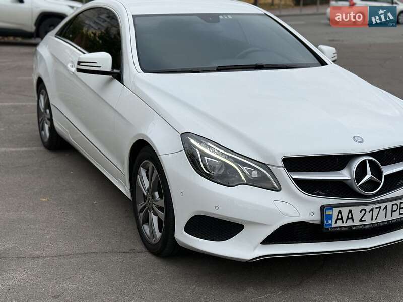 Купе Mercedes-Benz E-Class 2013 в Києві фото 11 Купе Mercedes-Benz E-Class 2013 в Києві