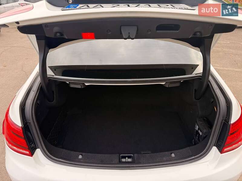 Купе Mercedes-Benz E-Class 2013 в Києві фото 21 Купе Mercedes-Benz E-Class 2013 в Києві