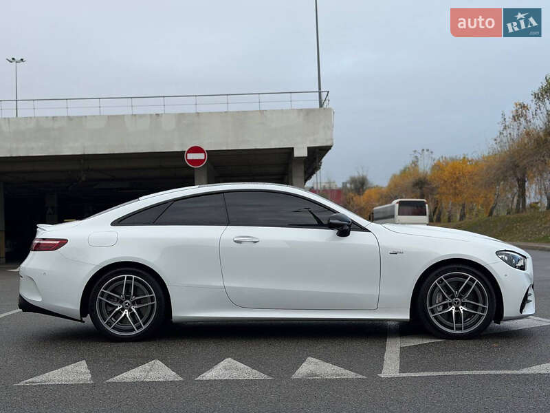 Купе Mercedes-Benz E-Class 2023 в Києві фото 8 Купе Mercedes-Benz E-Class 2023 в Києві