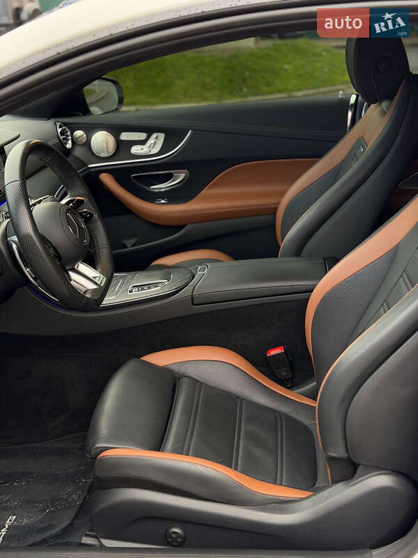 Купе Mercedes-Benz E-Class 2023 в Києві фото 15 Купе Mercedes-Benz E-Class 2023 в Києві