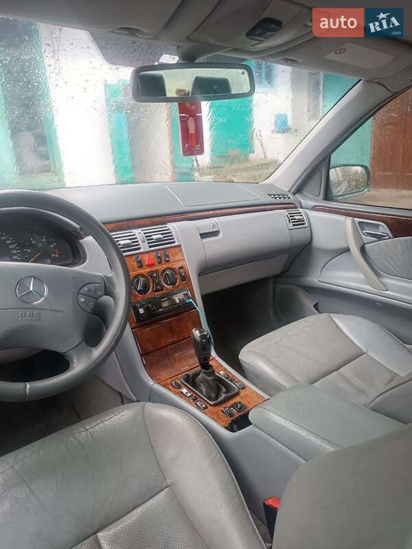 Седан Mercedes-Benz E-Class 2000 в Крижополі фото 3 Седан Mercedes-Benz E-Class 2000 в Крижополі