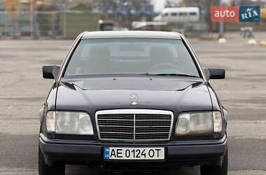 Купе Mercedes-Benz E-Class 1995 в Днепре