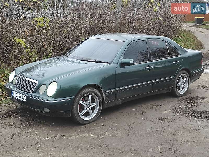 Mercedes-Benz E-Class 2000